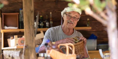 Depositphotos_255250836_L